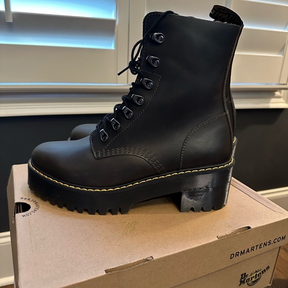 Dr. Marten Leona Leather Boots | Dark Taupe | BRAND NEW | Sz 9 US Women | EU 41 - Picture 7 of 15